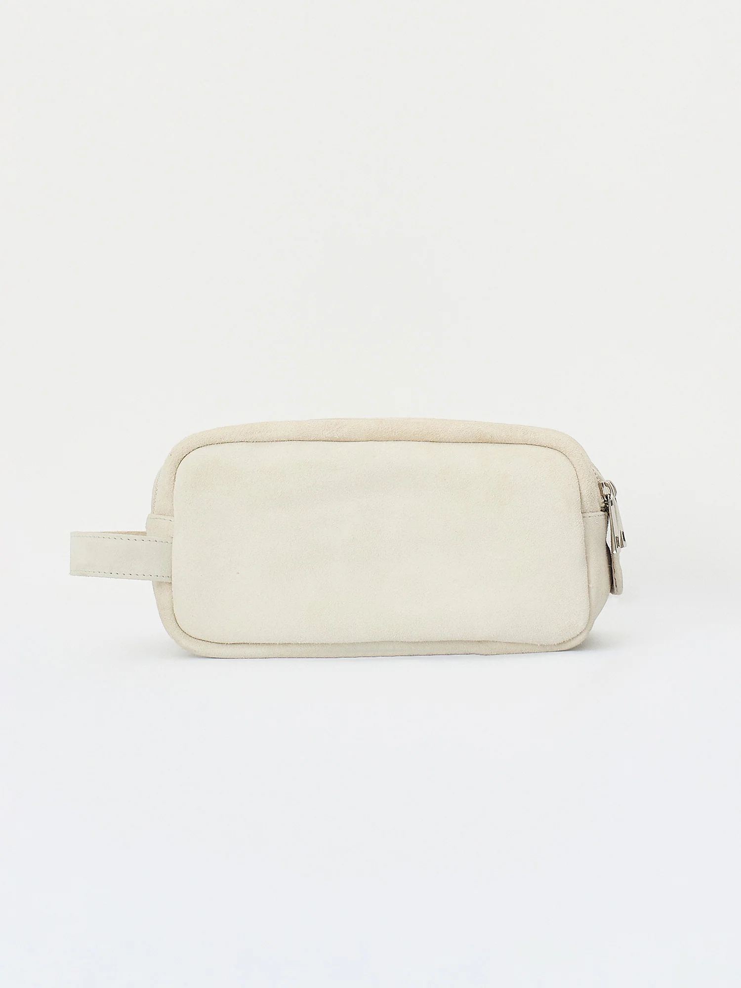 Beauty in suede - Image 3
