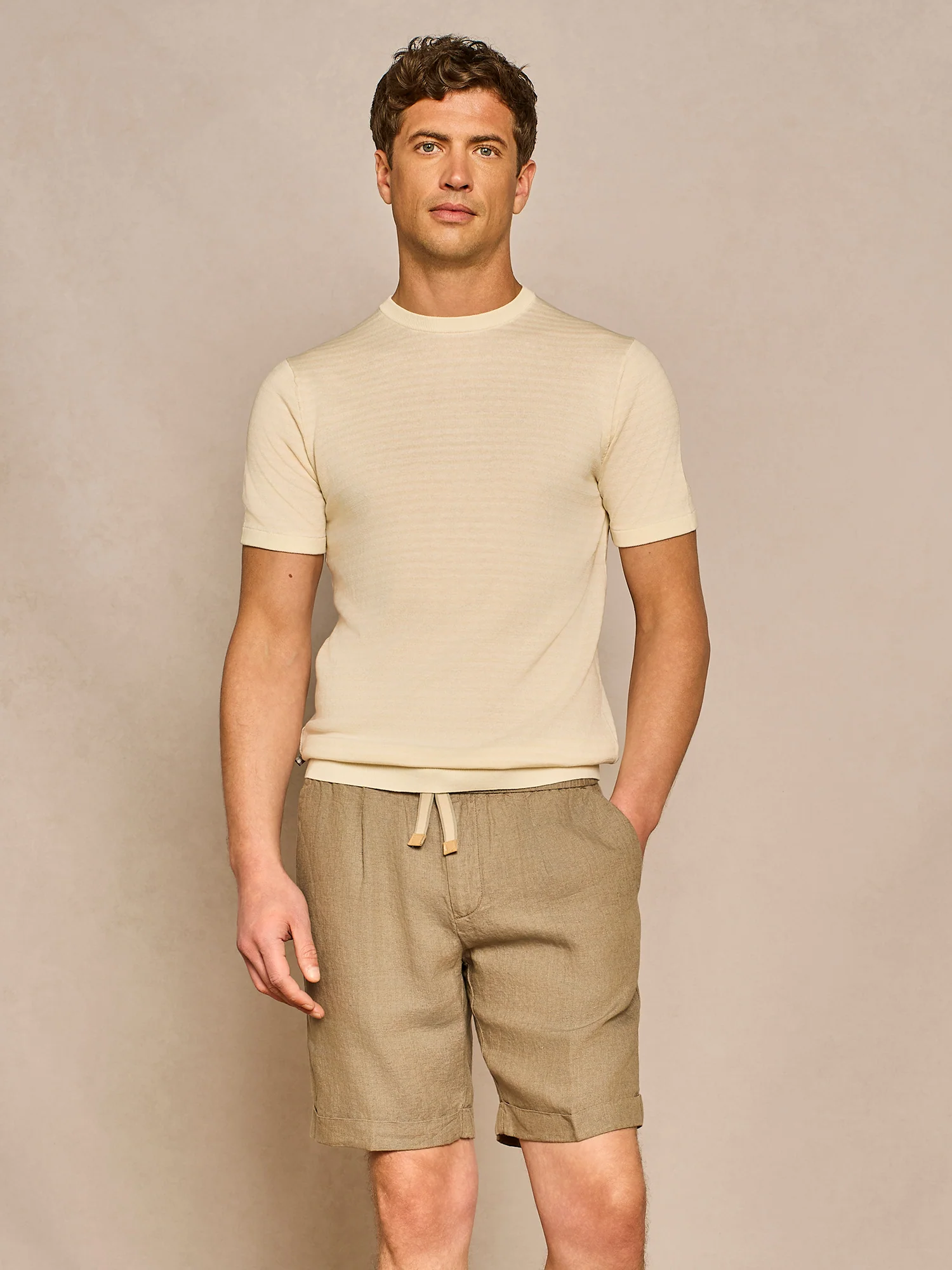 T-shirt in maglia a righe beige